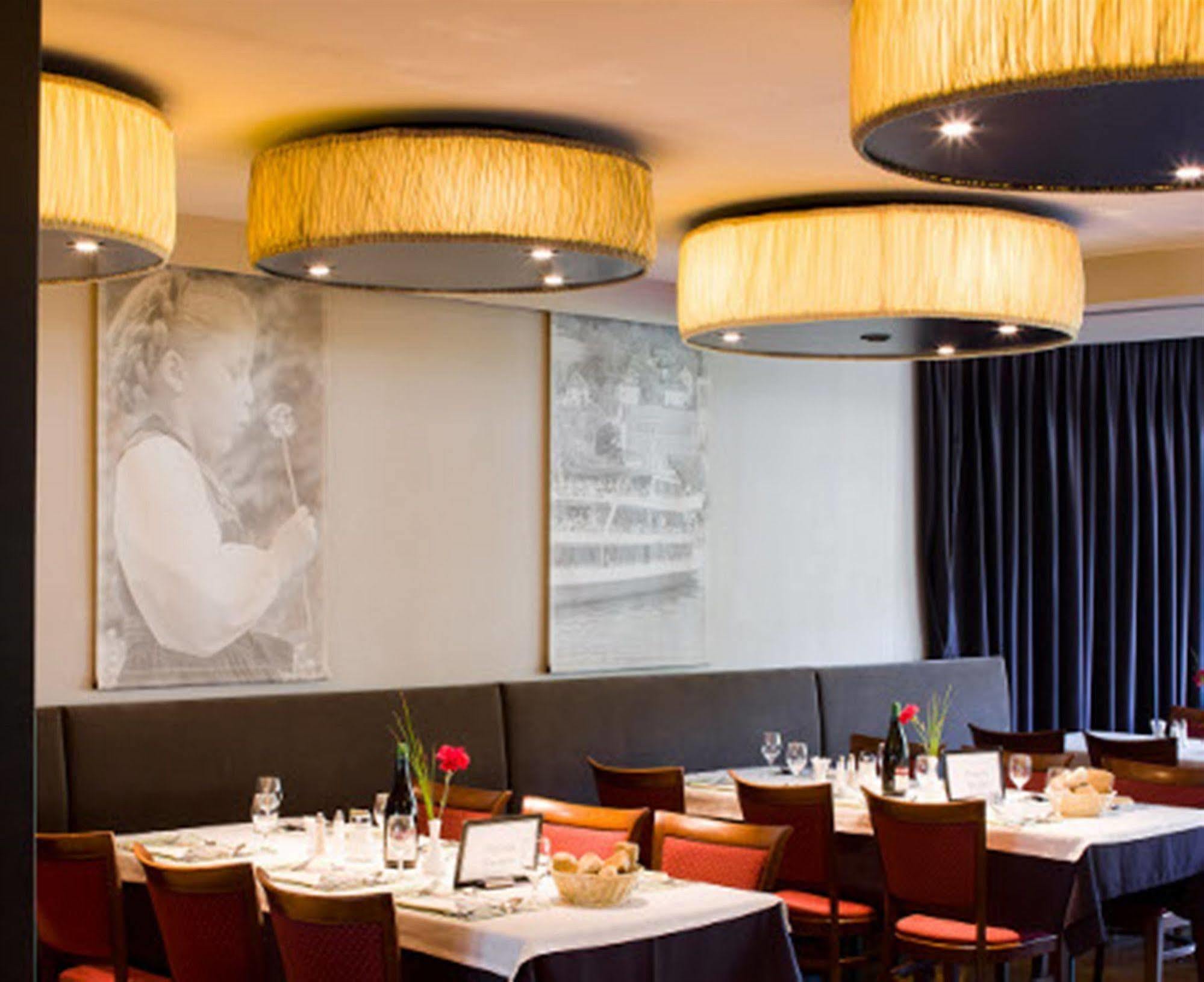 Hotel Weisses Kreuz Feldkirch Kültér fotó