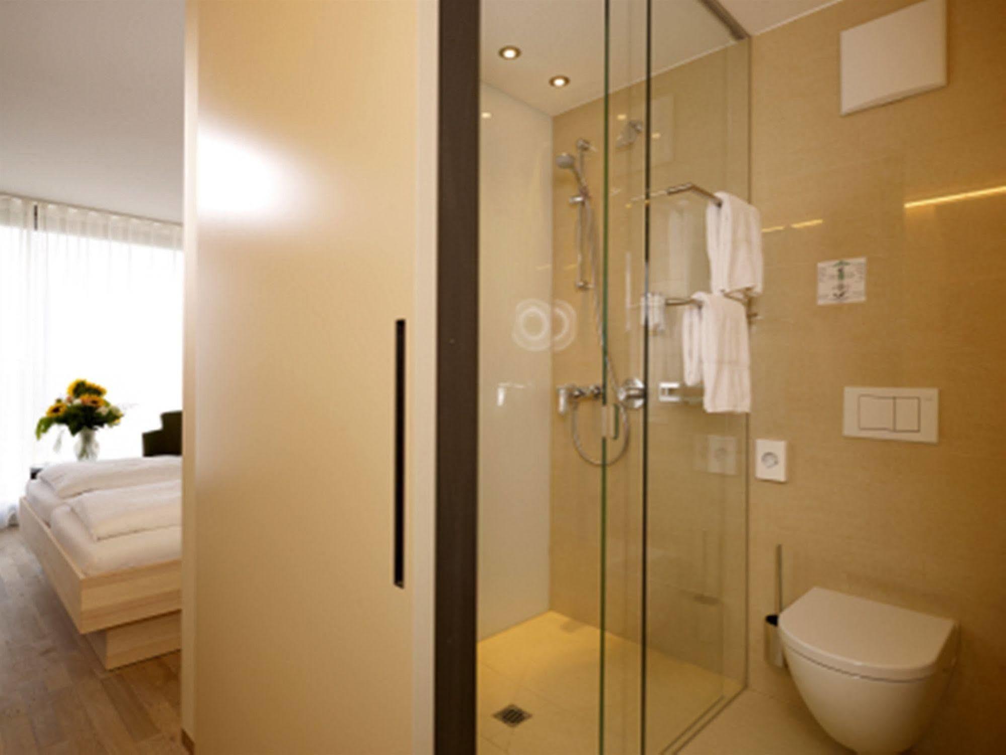 Hotel Weisses Kreuz Feldkirch Kültér fotó